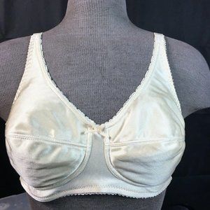 NWOT Airway Ivory Softcup Mastectomy Bra #1480 Sz 40B
